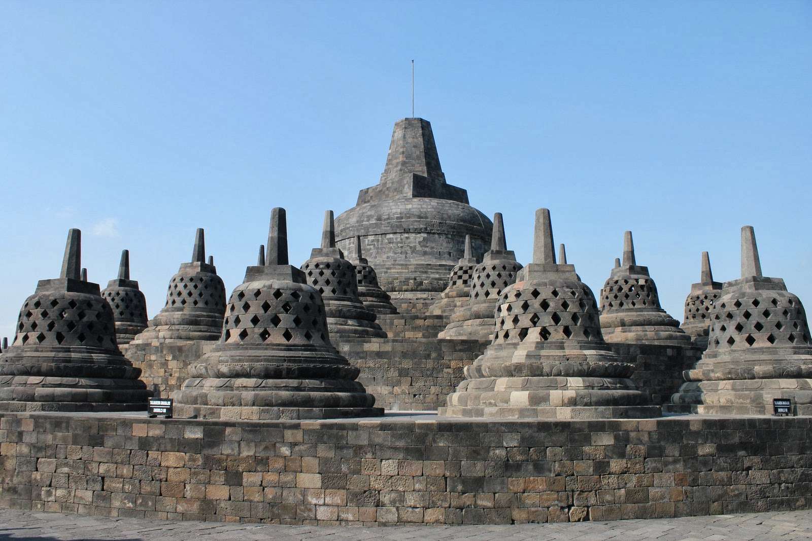 gambar candi borobudur